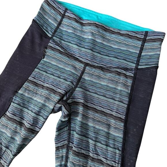 LuLululemon Capri stop at nothing multicolor striped legging Size 4 womens - Picture 2 of 8